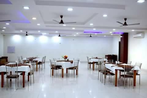 Hotel Rk Residency Satna Extérieur photo
